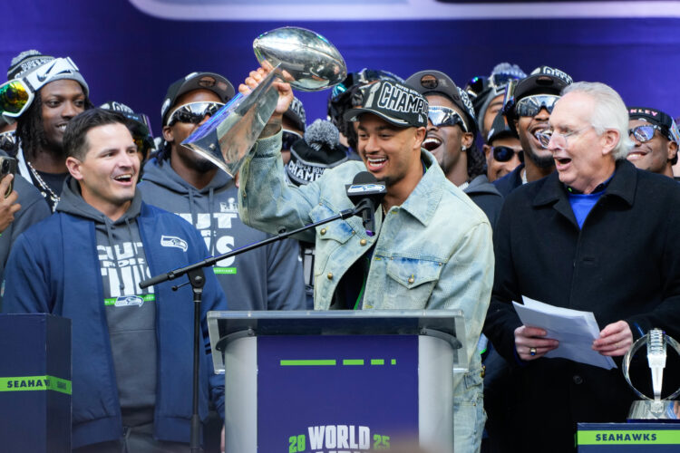 Seahawks, WR Jaxon Smith-Njigba agree to 4-year, $168.8 million deal, AP source says